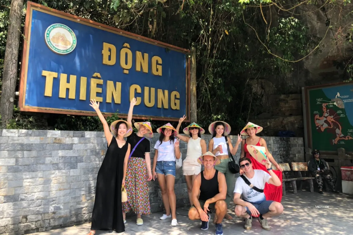 Thien Cung Cave