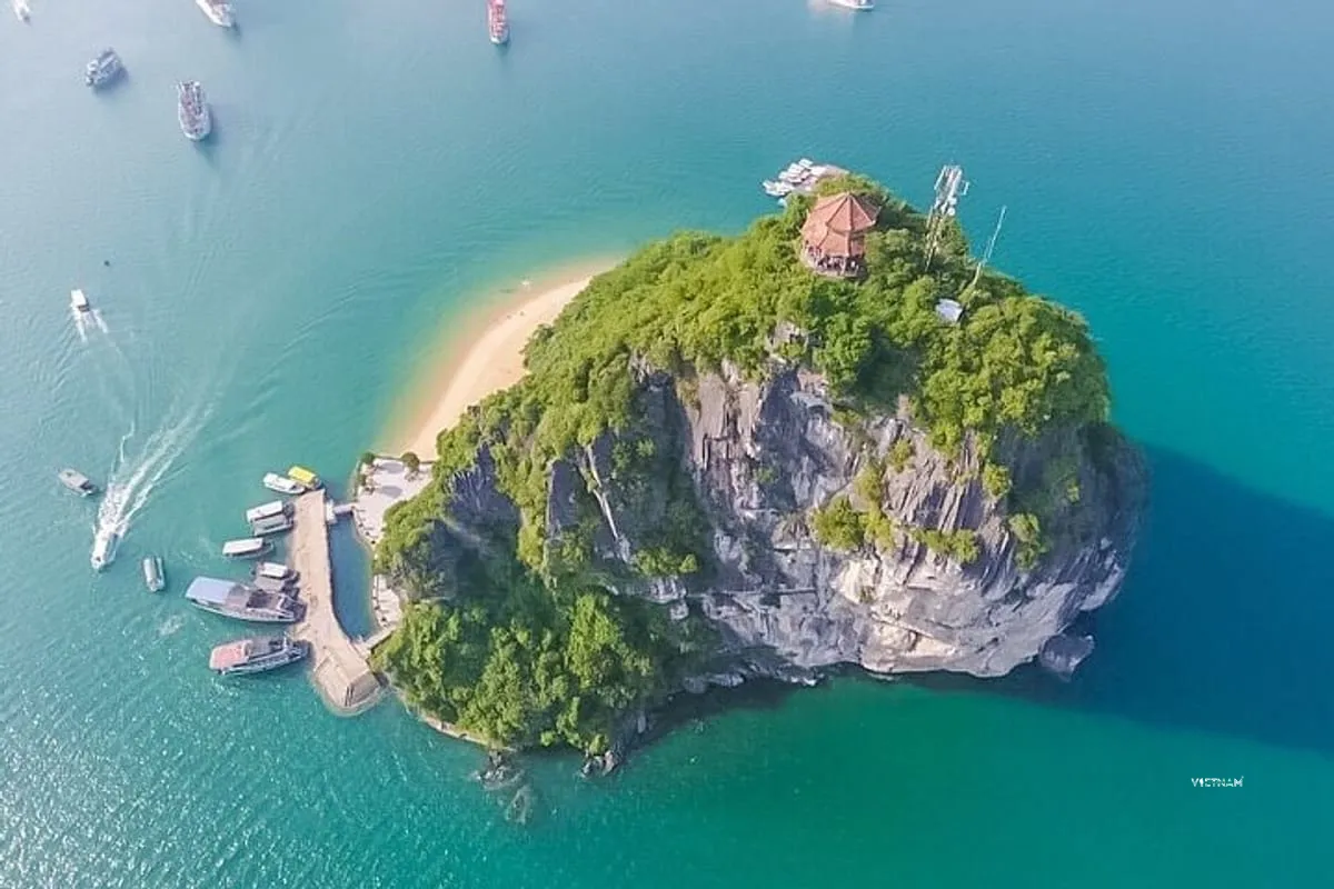 Private Halong Bay day cruise visiting Ti Top Island