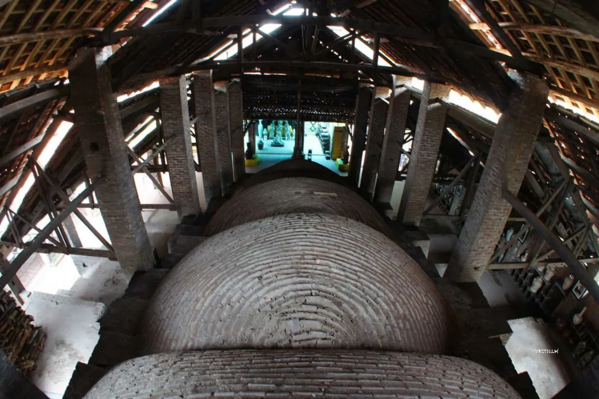 Bat Trang Pottery Village