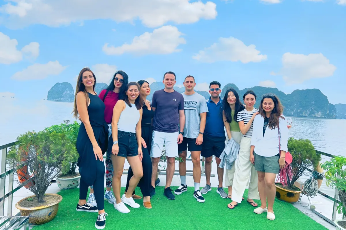 Halong Bay 1 day trip with a small group