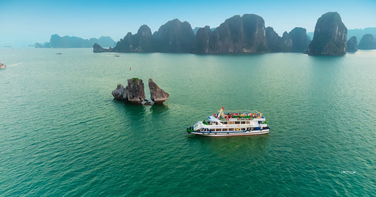 Halong Bay 1 day trip from Hanoi city