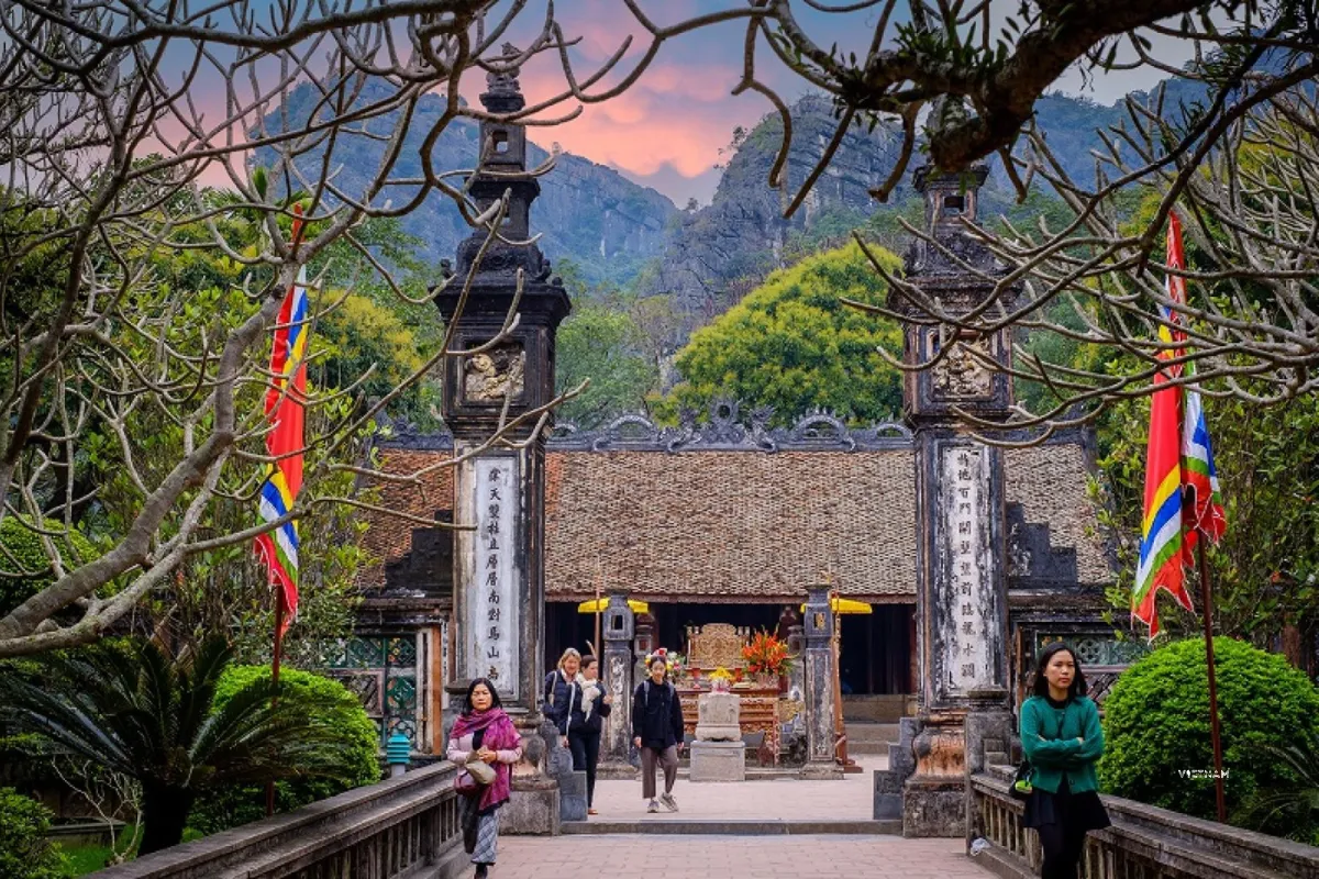 Exclusive Tam Coc Tour | Private Trip to Hoa Lu | Bich Dong & Hang Mua King Dinh Temple courtyard with traditional stone architecture