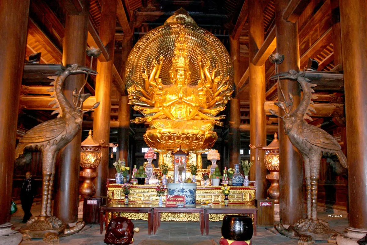Best Trang An Grottoes Tour with Bai Dinh Pagoda | Ninh Binh Day Trip Quanyin Temple peaceful courtyard at Bai Dinh Pagoda