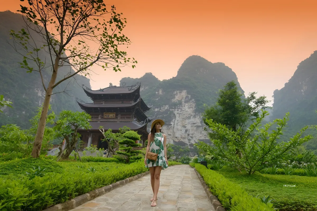 Exclusive Hanoi to Ninh Binh Day Tour: Incense Village & Trang An Boat Trang An private day trip scenic limestone valley view