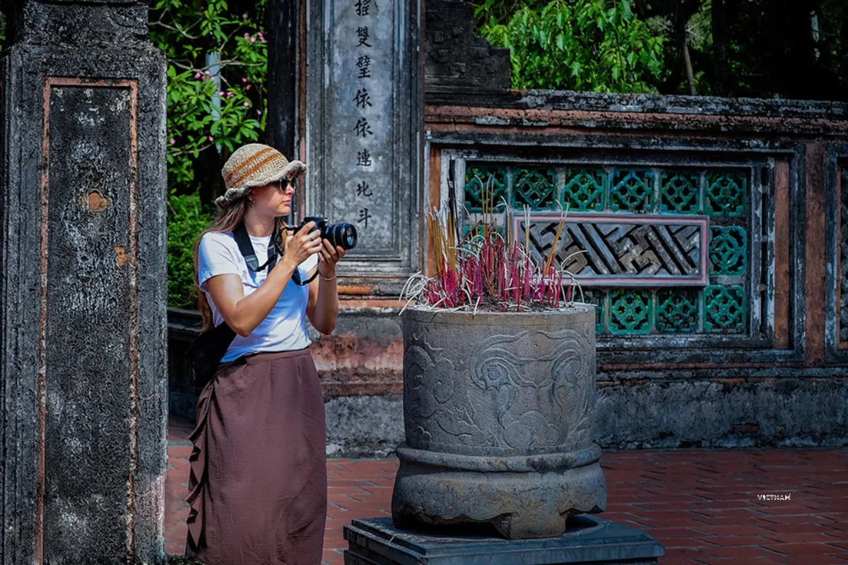 Exclusive Tam Coc Tour | Private Trip to Hoa Lu | Bich Dong & Hang Mua Two king temples visit at Hoa Lu ancient capital