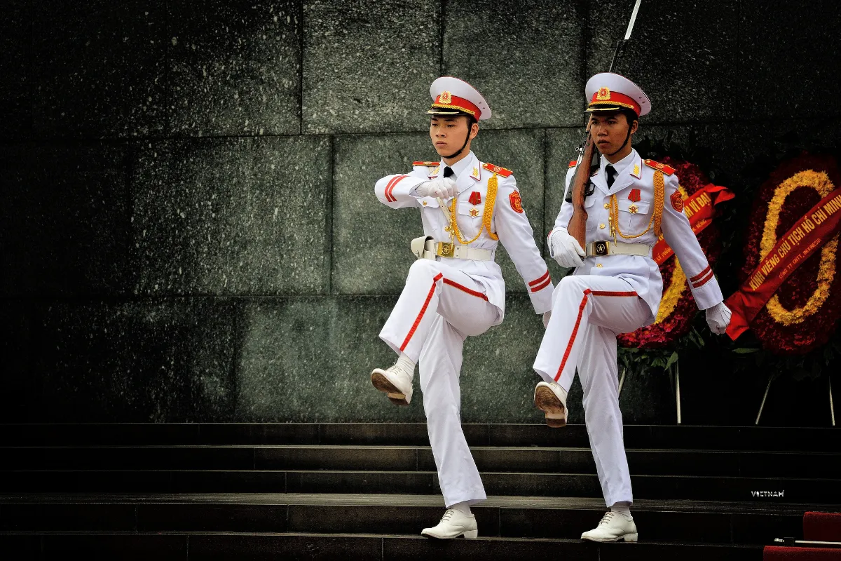 Vietnam Hanoi tours visiting city landmarks