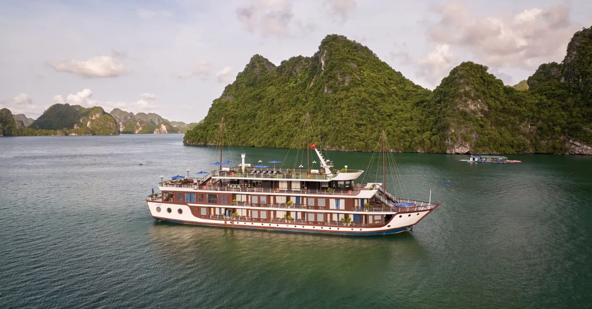 Vietnam cruise tours in Ha Long Bay with limestone karsts
