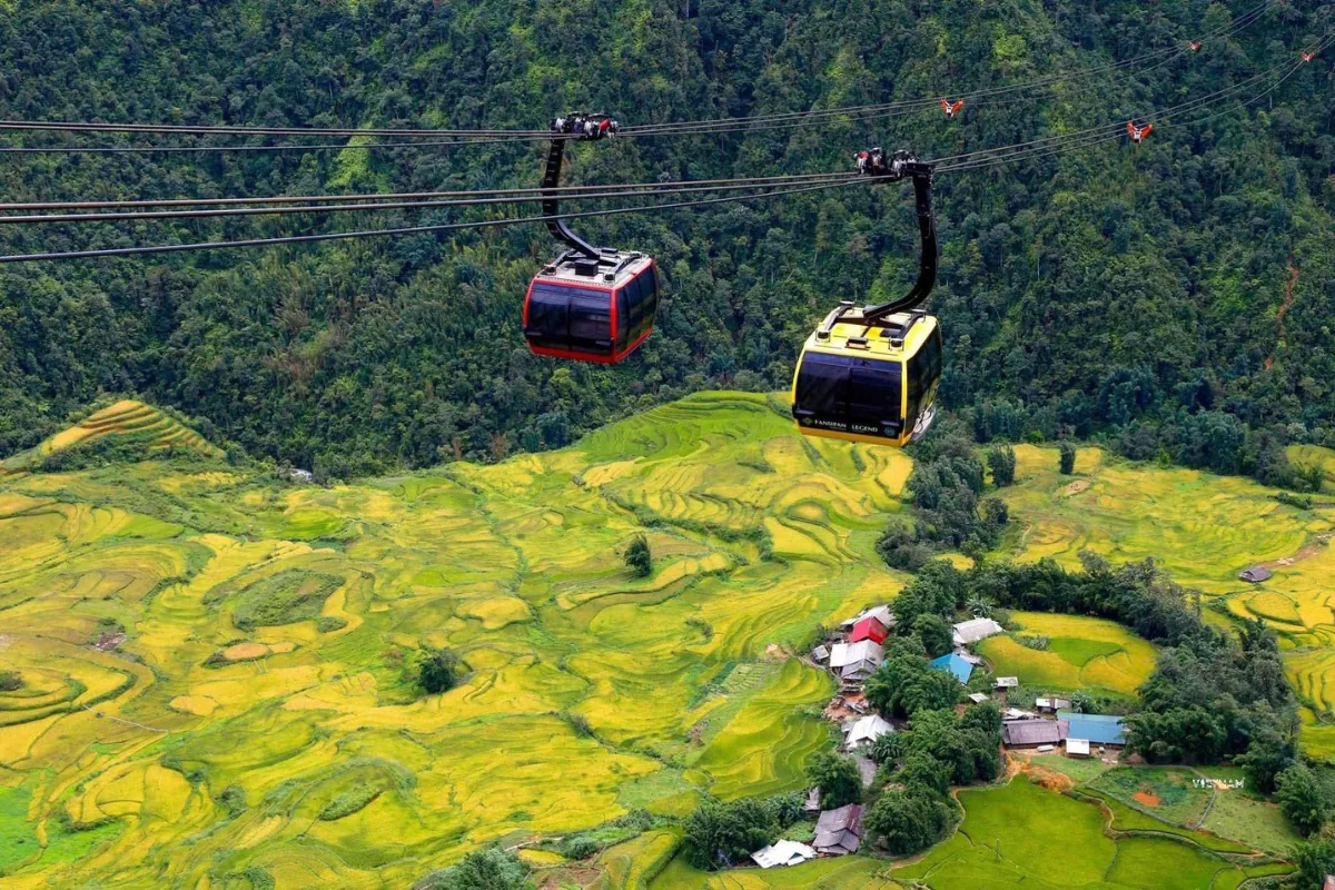 Fansipan cable car ride in sapa luxury tour 3 days 2 nights