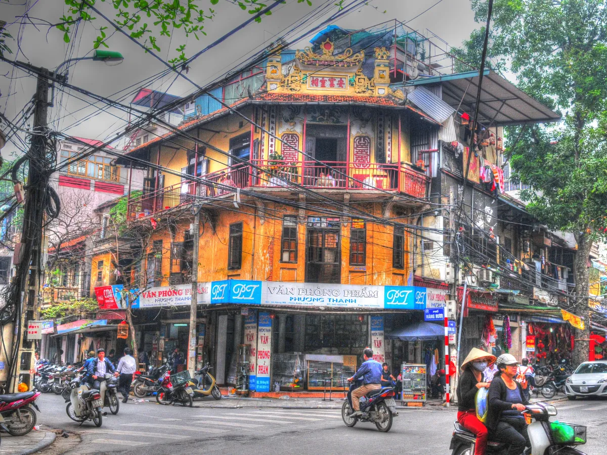 Hanoi old houses and streets architecture