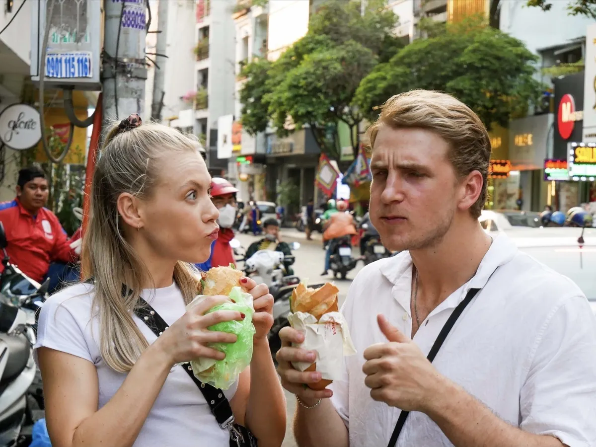 Hanoi street food tour experience in Hanoi